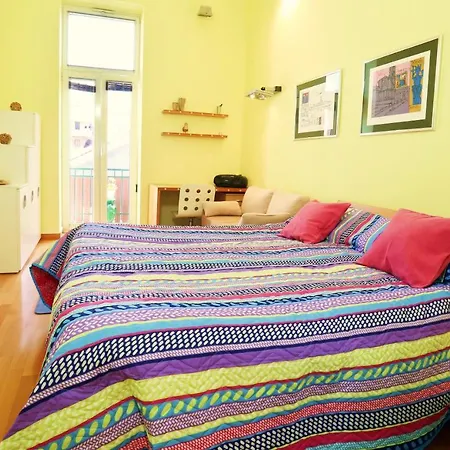 Double Bedroom On Great Location With Balcony Apartamento *