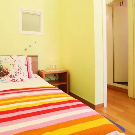 شقة Double Bedroom On Great Location With Balcony سبليت